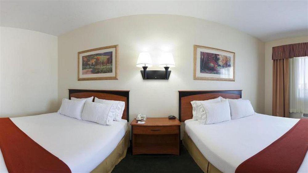 Holiday Inn Express & Suites Alamosa By Ihg Luaran gambar