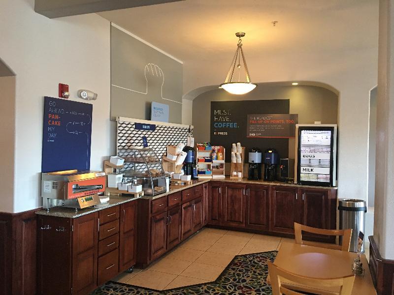 Holiday Inn Express & Suites Alamosa By Ihg Luaran gambar